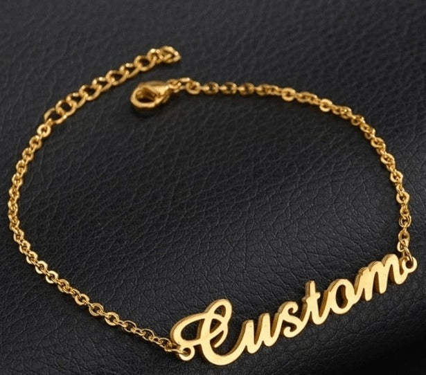Elegant gold chain bracelet featuring custom nameplate for best name bracelet name neckleace