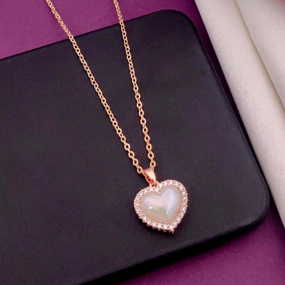Minimal Pearl Heart Necklace Rose gold