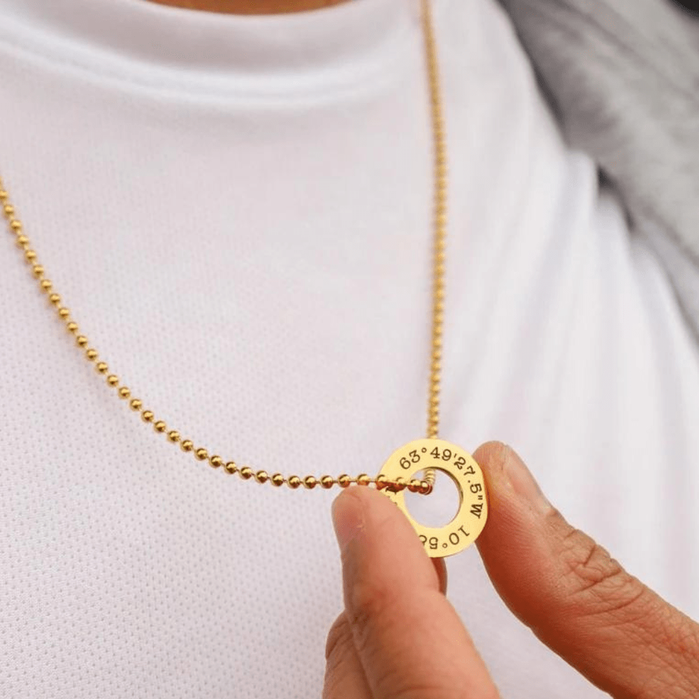 Men Custom Disc Name Necklace Round