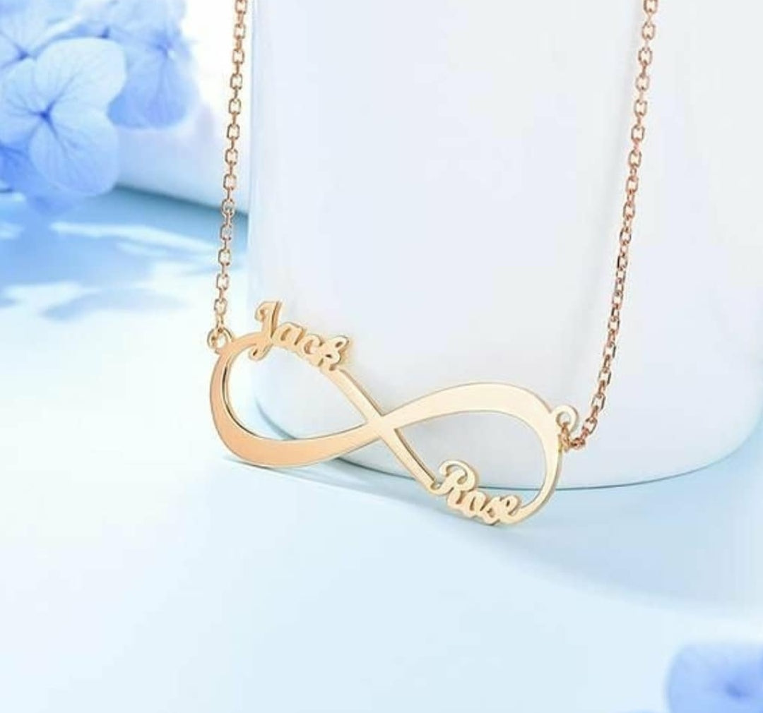 Gold infinity Couple Custom Name Necklace Pendant with personalized names Jack and Rose on a delicate chain