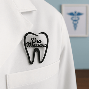 Dentist brooch on doctor coat – tooth lapel pin for dental professionals & students